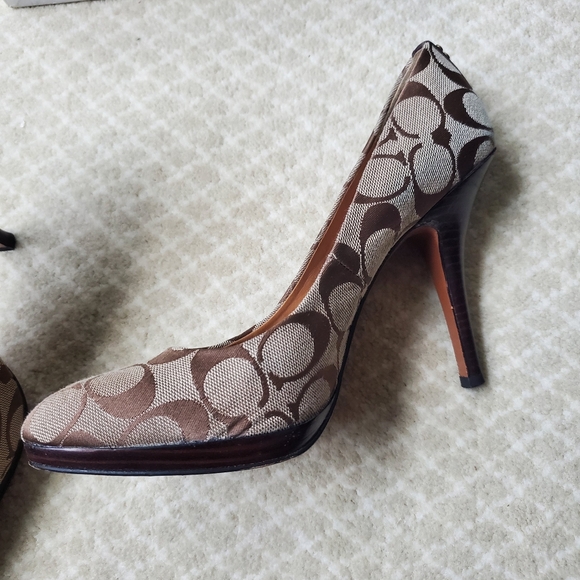 Coach Caya khaki pumps size 8.5 - Picture 6 of 8